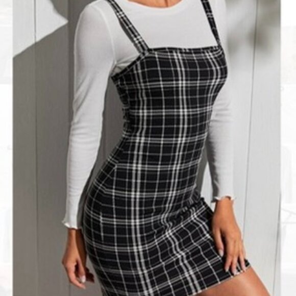 Plaid Dress - Picture 3 of 4